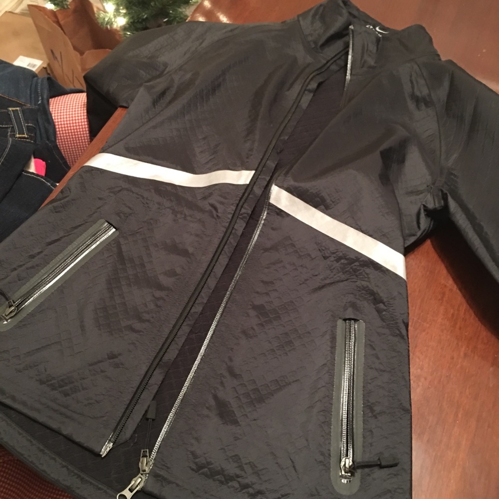COPY - NIKE stormfit-5 jacket